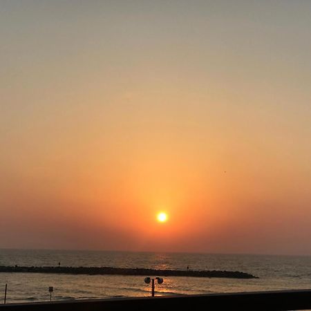 Gordon Beach Apartments Tel Aviv Eksteriør billede